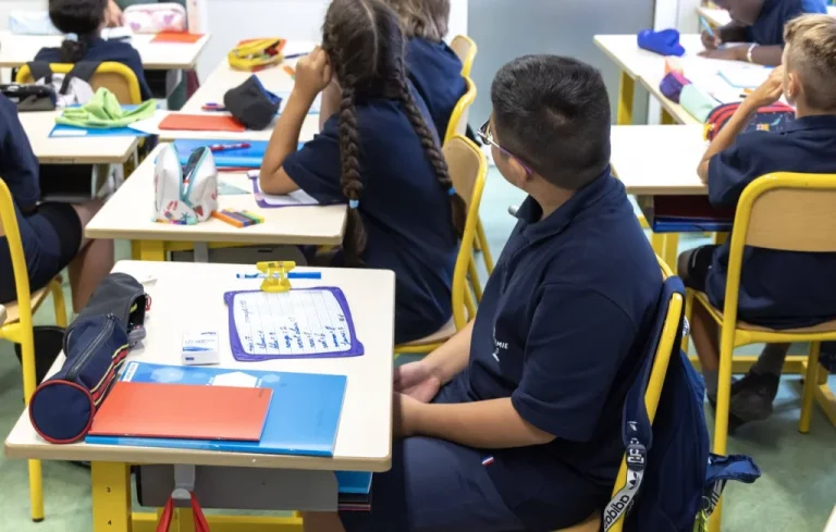 L&rsquo;effet Pygmalion : Une prophétie autoréalisatrice en éducation