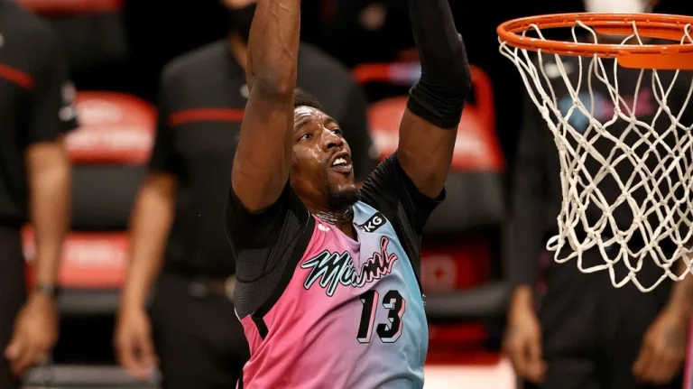 Les Miami Heat utilisent des chiens pour détecter le COVID-19