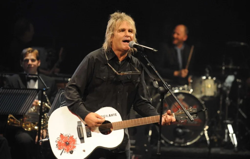 Mike Peters, chanteur de The Alarm, est décédé à 66 ans