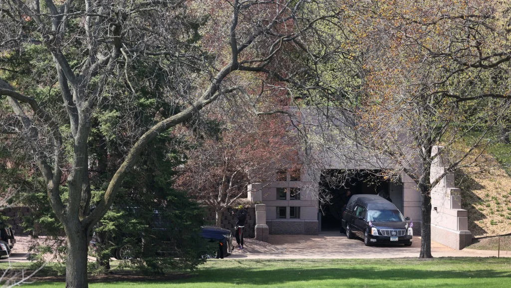 Minnesota, premier État à légaliser l'aquamation, méthode écologique de crémation