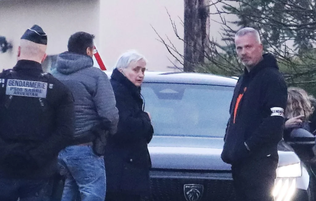 Monique Olivier refuse de s'exprimer sur la disparition de Cécile Vallin