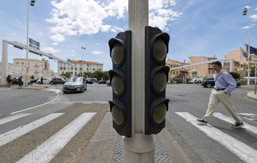 Panne d'électricité sur la Côte d'Azur : Sabotage anarchiste révélé