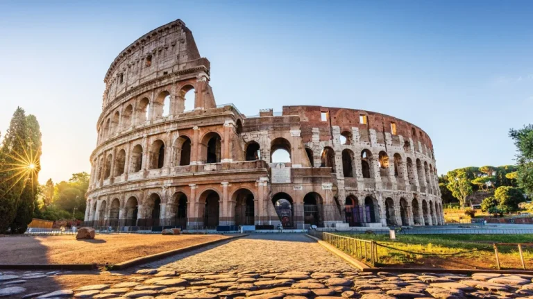 Pourquoi le Colisée de Rome a-t-il été construit ?
