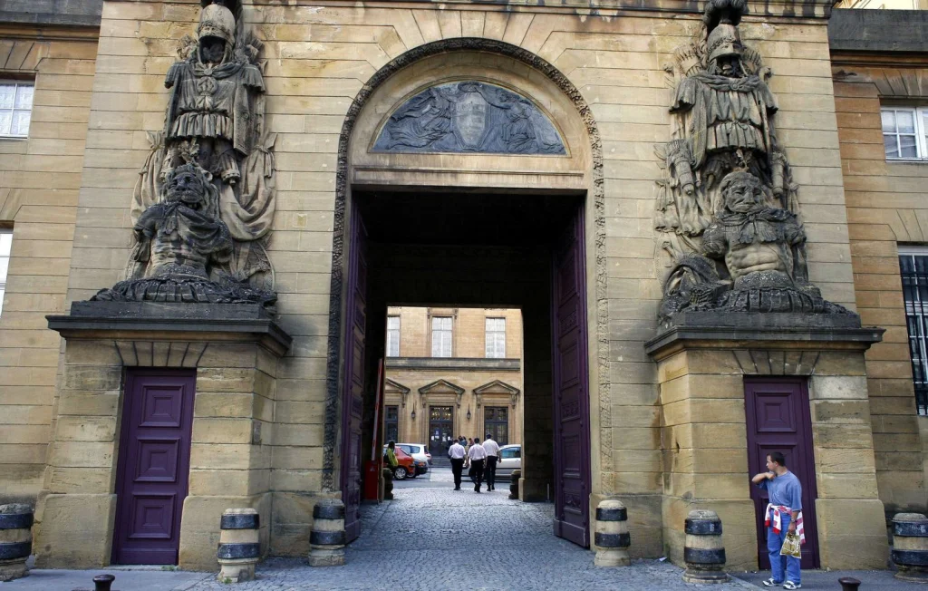 Prison avec sursis pour un parent ayant menacé un enseignant