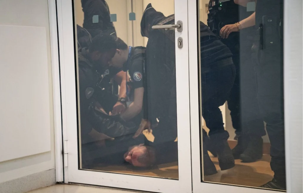 Procès de Mimi Marchand : Piotr Pavlenski expulsé au tribunal