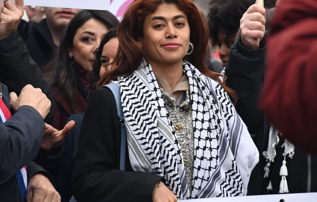 Rima Hassan et Greta Thunberg en route pour Gaza en bateau