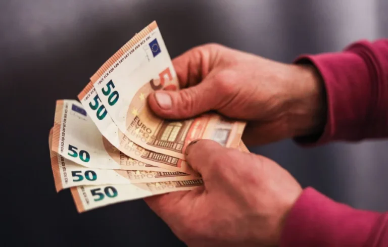 Vers un paiement hebdomadaire des salaires en France ?