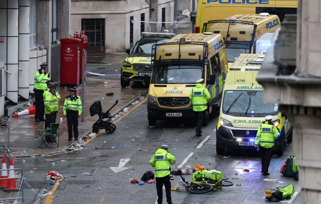 Voiture percutant la foule à Liverpool : 27 blessés dont deux graves