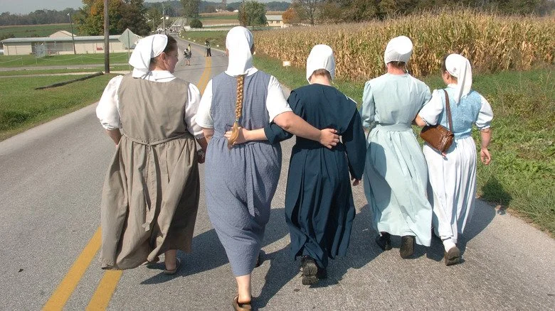 Amish women in traditional attire