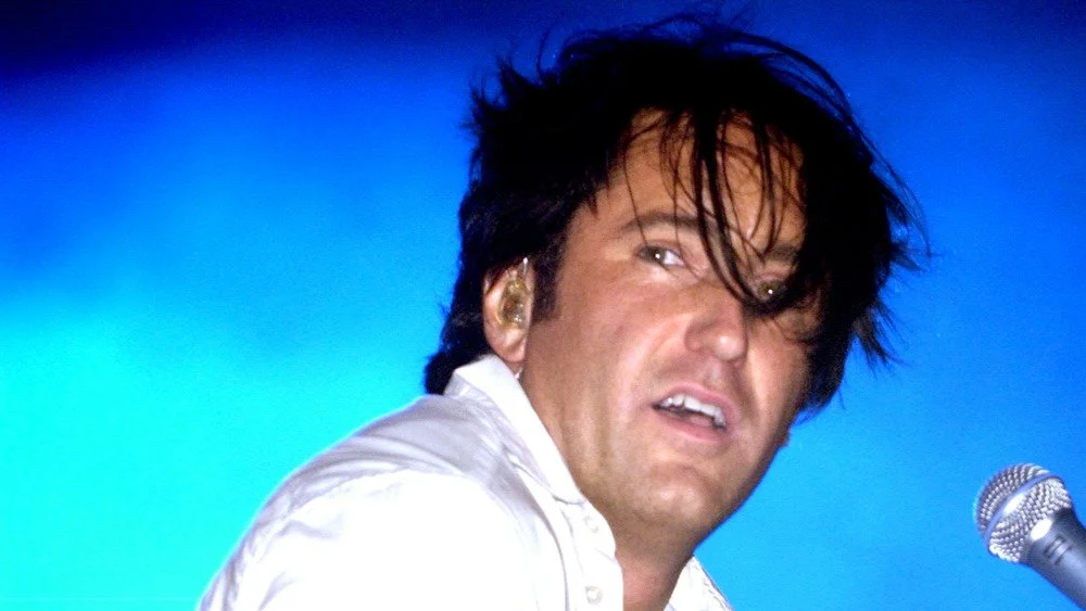 Trent Reznor en performance en 2005