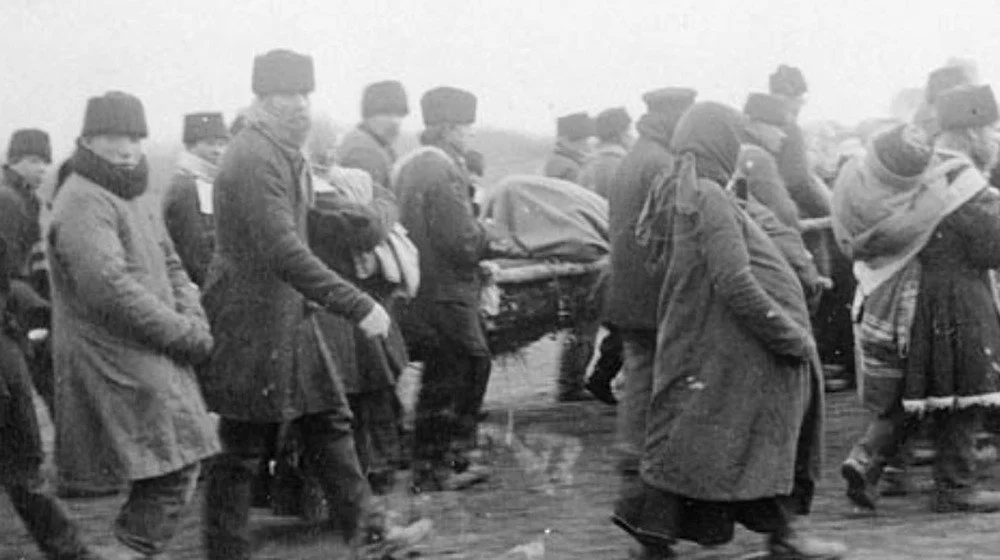 Doukhobors migrant avec leurs enfants