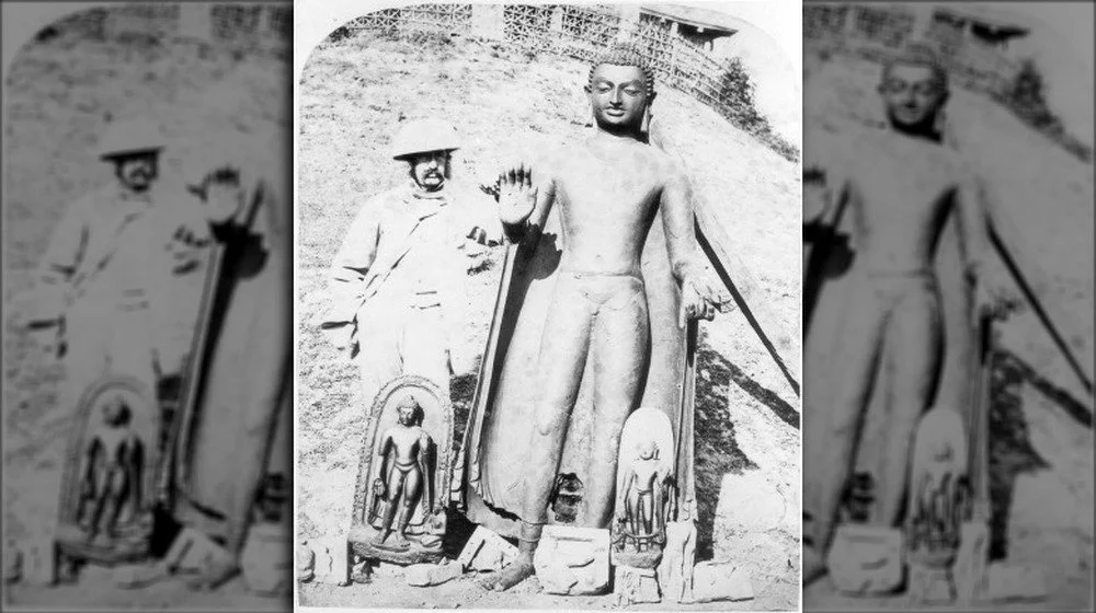 Découverte du Bouddha de Sultanganj