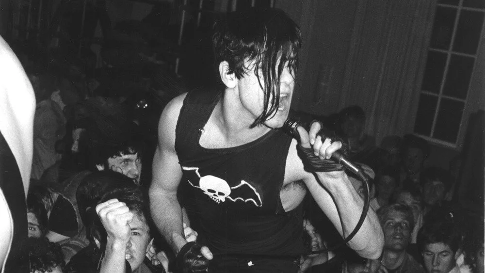 Glenn Danzig sur scène lors d'un concert original des Misfits