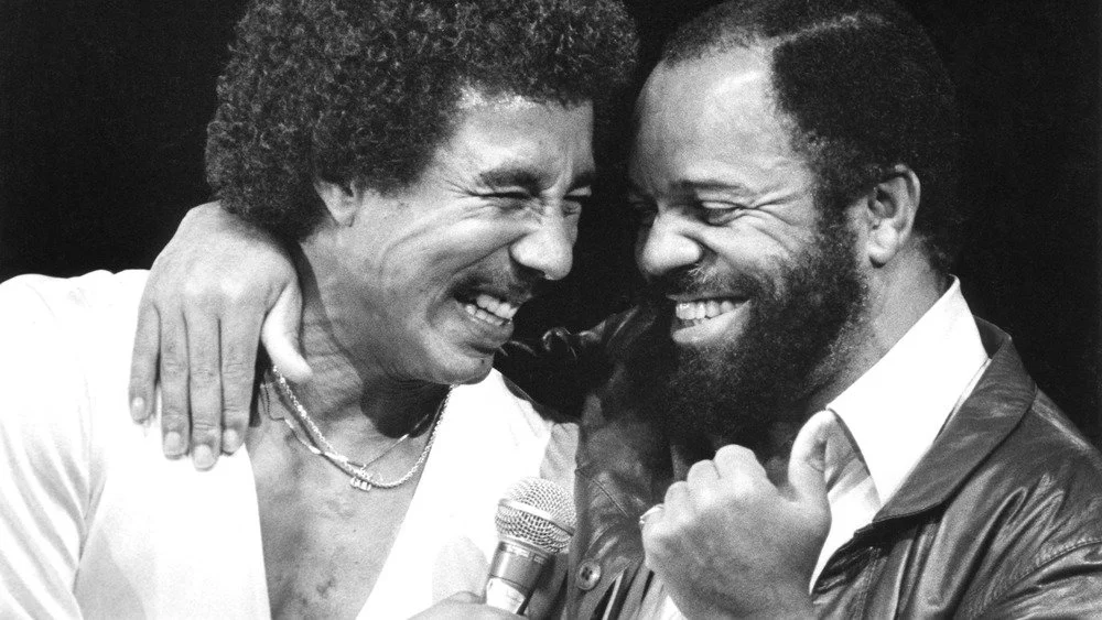 Smokey Robinson, Berry Gordon Jr. s’enlaçant