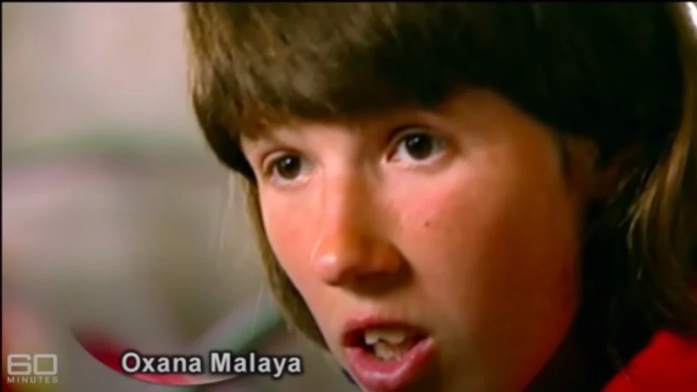 Oxana Malaya avec la bouche ouverte