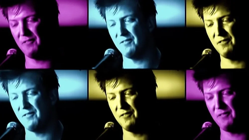 Josh Homme dans le clip de 'In My Head'