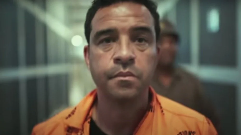 Raphael Rowe lors de sa visite à Brandvlei