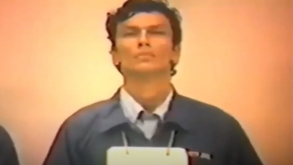 Richard Ramirez lors d'une reconstitution policière