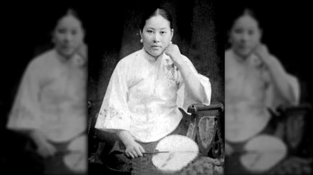 soldats chinois en formation