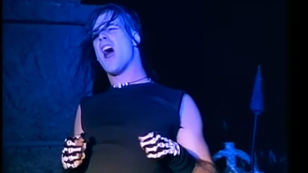 Michale Graves chantant