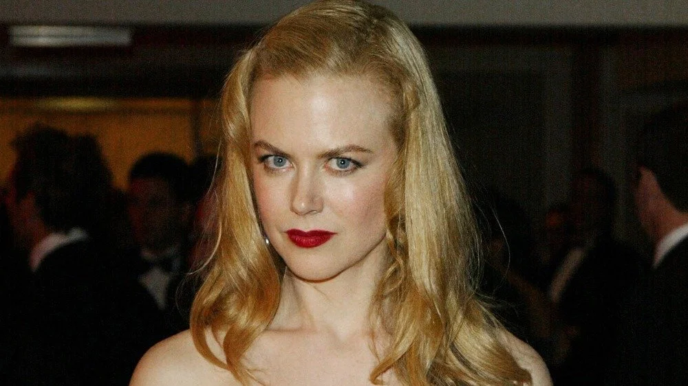 Nicole Kidman portant un rouge à lèvres rouge