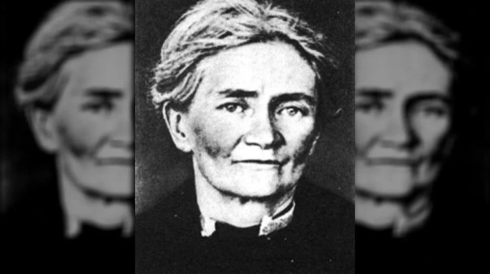 Portrait sérieux de Violet Gibson