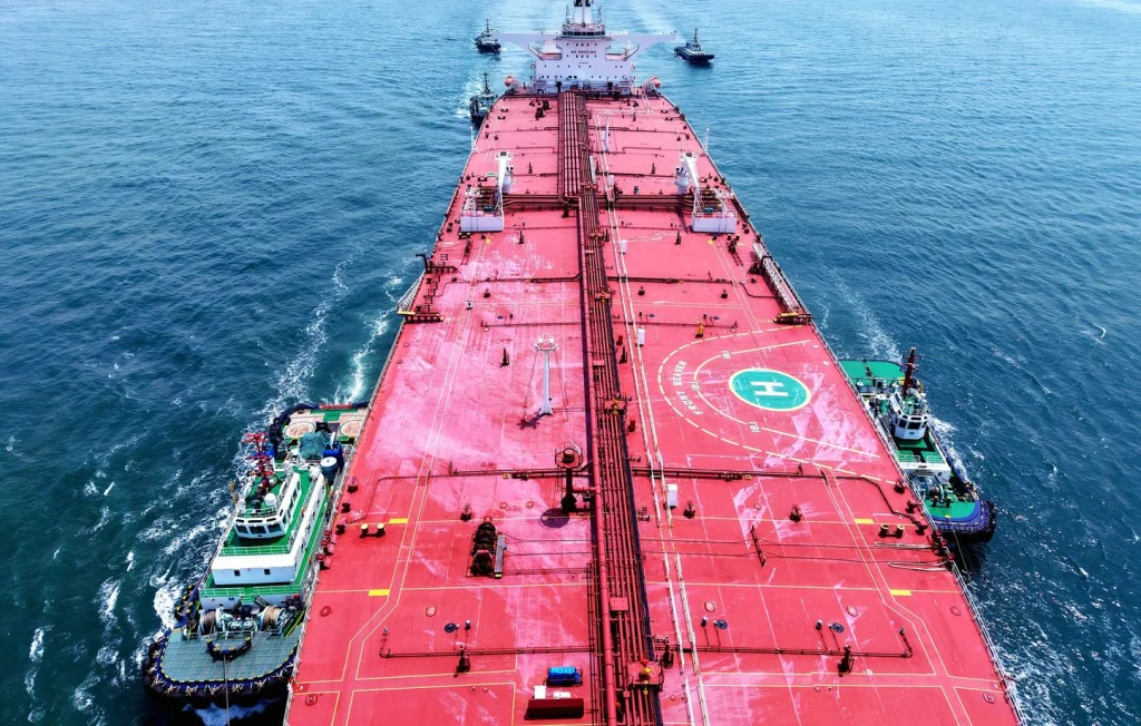 Collision de pétroliers : Greenpeace met en garde contre un désastre