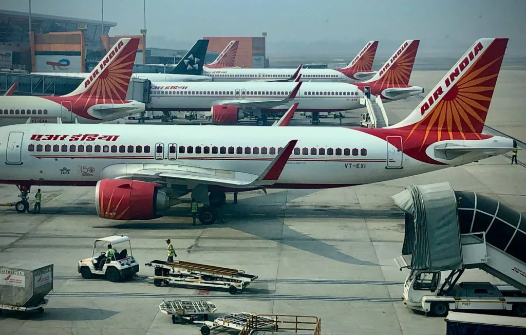 Crash d'un avion Air India à Ahmedabad : 242 personnes à bord