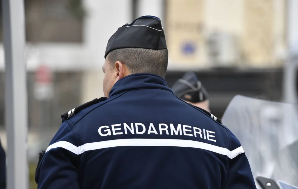 Drôme : 109 automobilistes verbalisés pour avoir filmé un accident