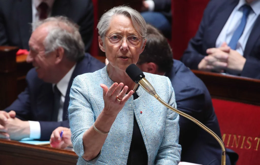 Élisabeth Borne annonce des mesures pour la santé mentale des jeunes