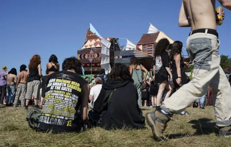 Évacuation musclée d&rsquo;une rave-party illégale dans l&rsquo;Ain