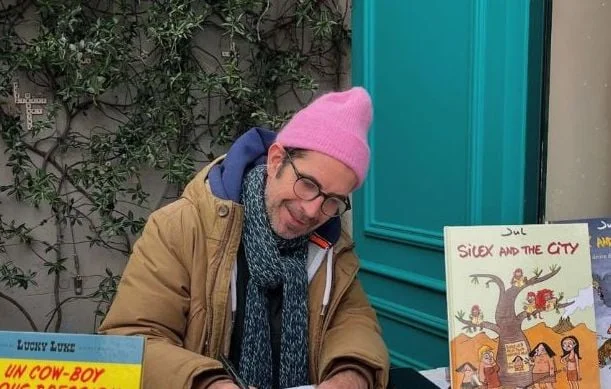 Jul défie la censure avec des célébrités pour La Belle et la Bête