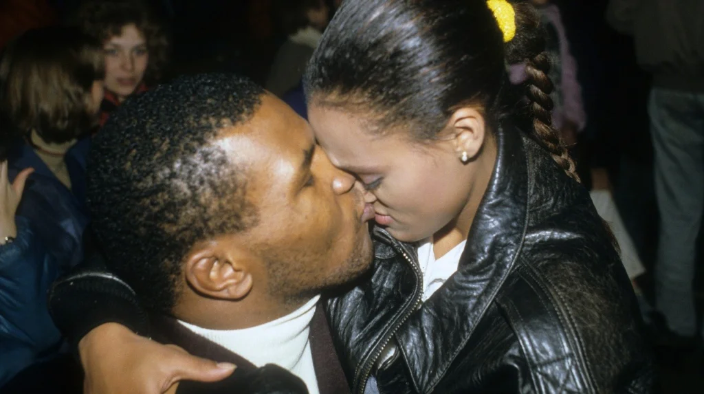 Les Détails Sombres de la Relation entre Mike Tyson et Robin Givens