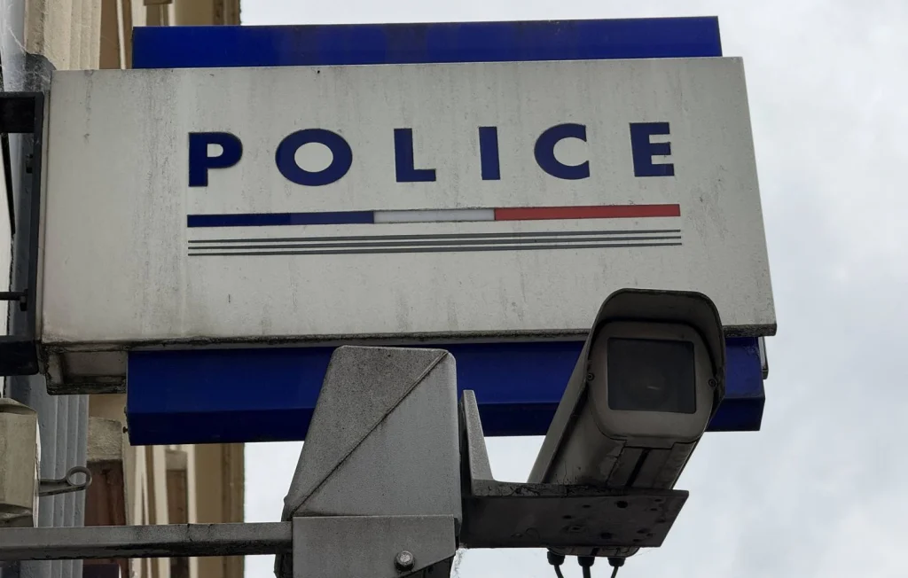 Meurtre dans le Nord : mari mis en examen, fils interpellé