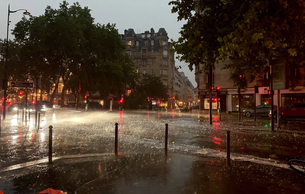 Orages violents en France : 2 morts et des dégâts considérables