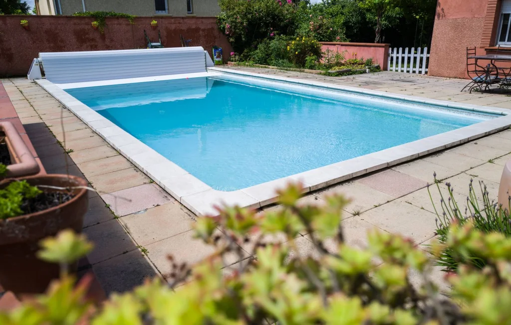 Rennes limite la taille des piscines pour préserver l'eau