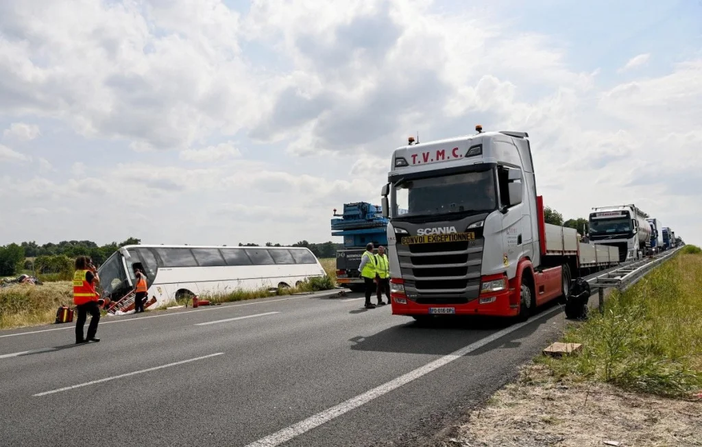 Sarthe : Chauffeur de car ukrainien mis en examen pour homicides