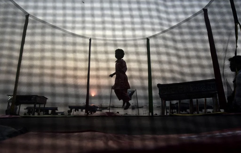 Une fillette de 3 ans emportée par une mini-tornade en Angleterre