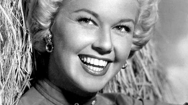 Photo promotionnelle de Doris Day en 1957