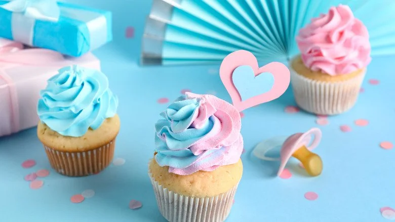 Cupcakes roses et bleus