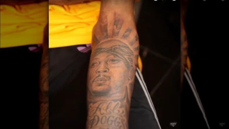 Tatouage de Nate Dogg sur Snoop Dogg