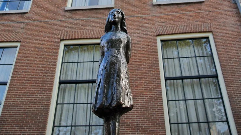 Statue d'Anne Frank