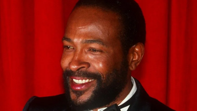 Marvin Gaye souriant