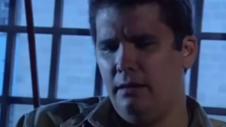 Michael Bruce Ross donnant une interview