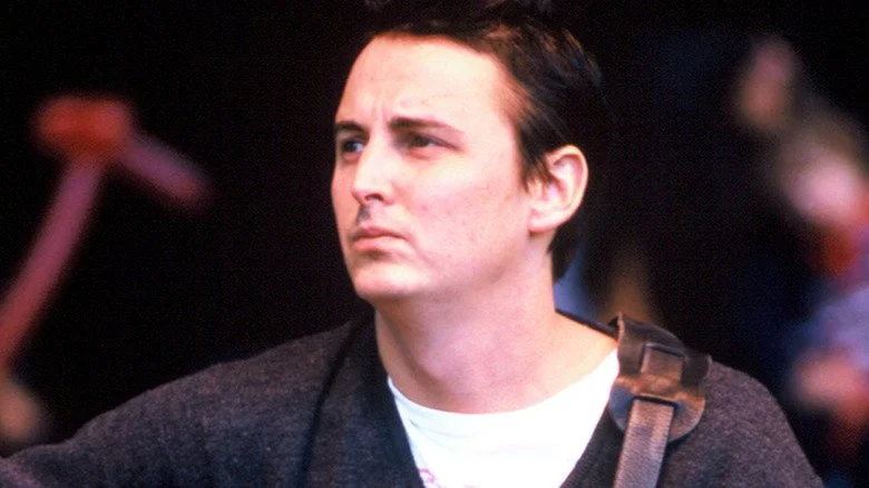 Mike McCready jouant de la guitare