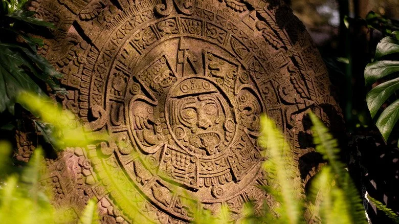 Pierre du soleil aztèque