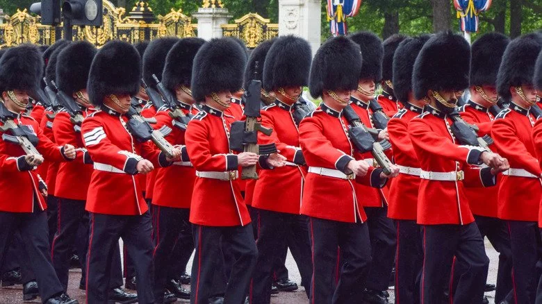Troupes britanniques en défilé lors du Trooping the Colour
