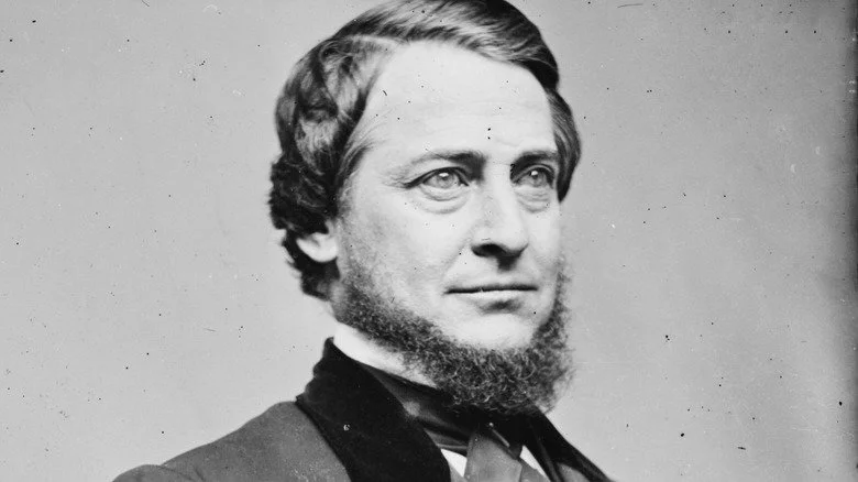 Clement Vallandigham, vêtu d'un costume avec une barbe