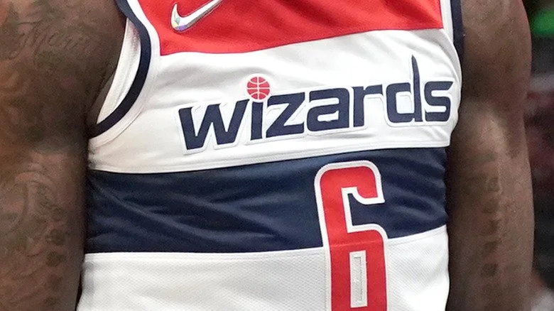 Montrezl Harrell en uniforme des Washington Wizards