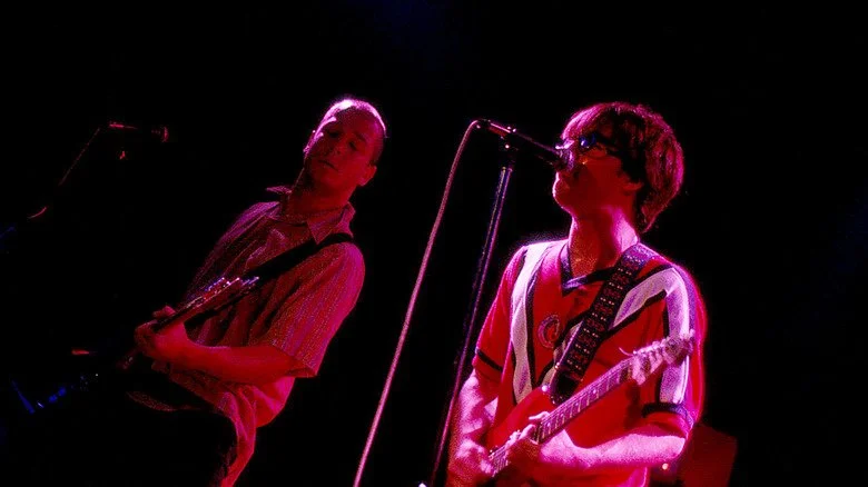 Rivers Cuomo sur scène en 1993